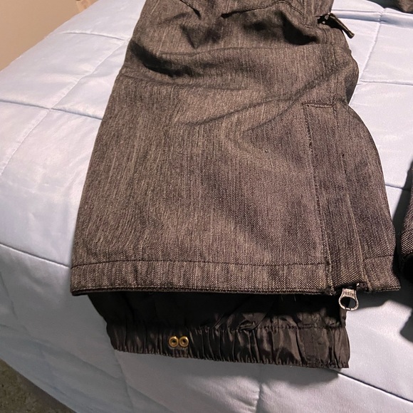 Empyre Men’s snowboard pants - Picture 9 of 11